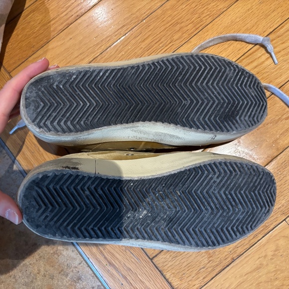 Golden Goose Sneakers - Picture 4 of 5